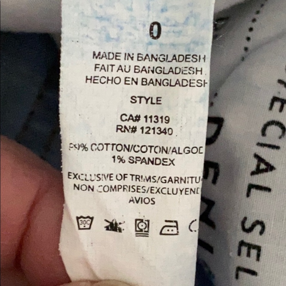 Garage cuffed jean shorts Size 0 - Picture 6 of 6
